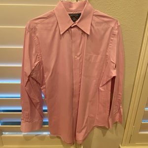 Men’s dress shirt button down